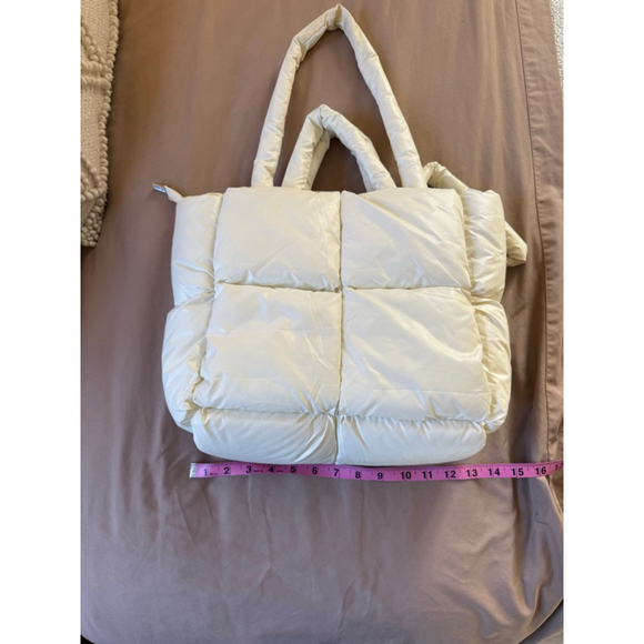 Women's Cream Puffer Tote Bag One Size - Picture 8 of 9